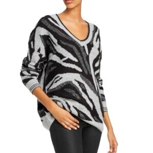 AQUA Black Metallic Zebra Jacquard Jumper Oversized Sweater S